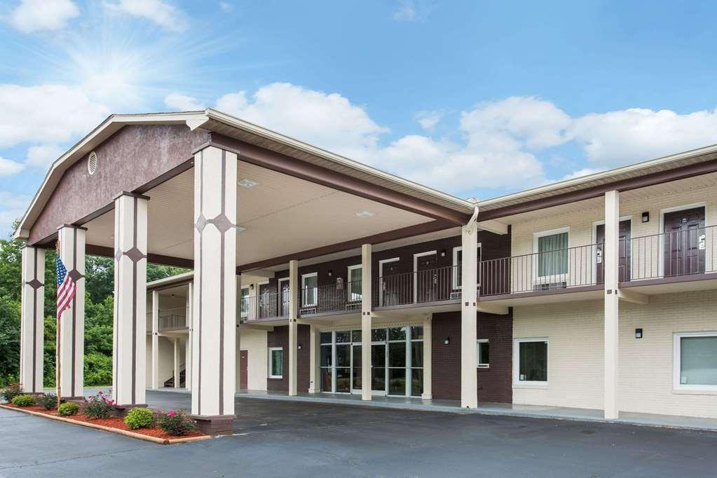 Econo Lodge Forest City Exterior foto